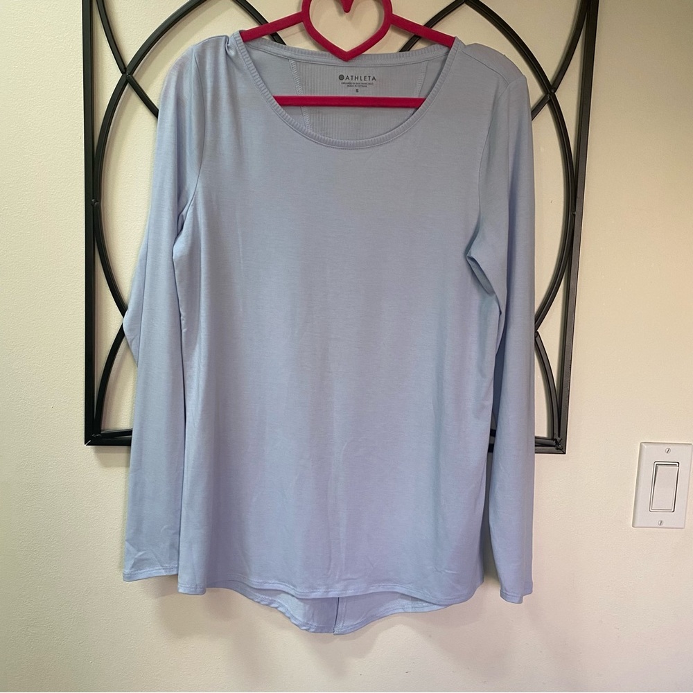 Athleta long sleeve tee
